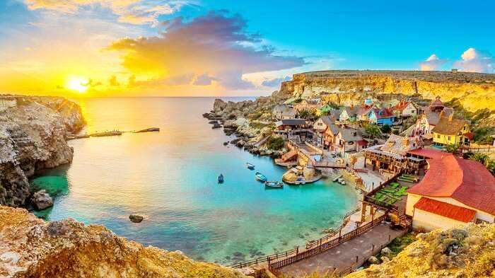 cover-for-malta-in-summer